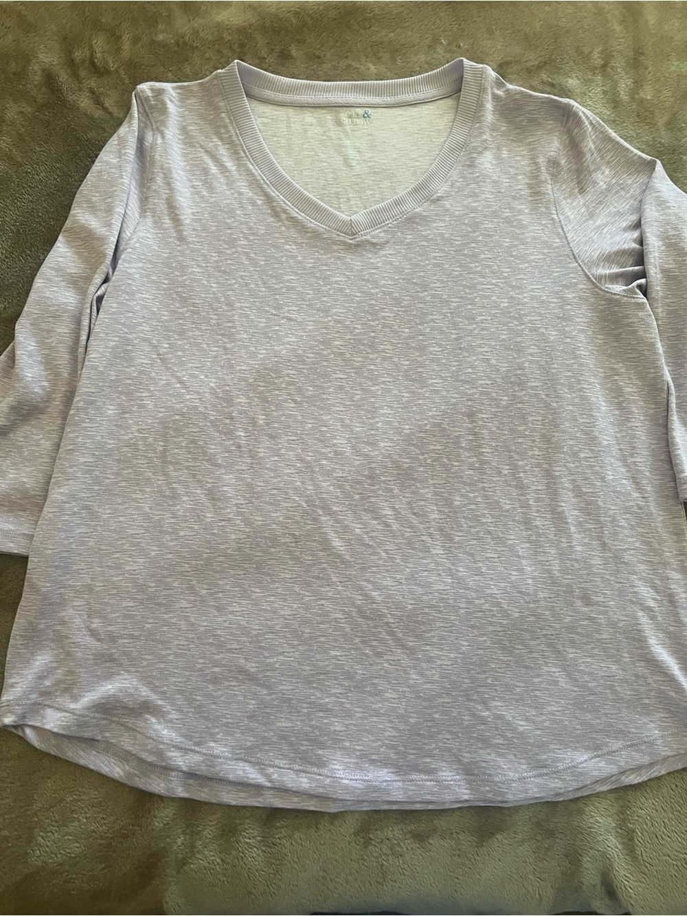 croft & barrow Light Lavender Heather V-Neck Women's Top